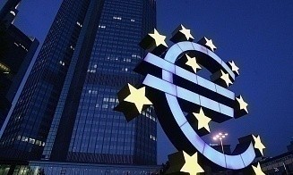 UniCredit и Raiffeisen придется увеличить капитал из-за работы в России