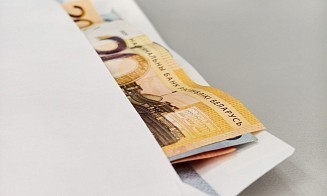Сколько компании за полгода перечислили в бюджет после писем из налоговой о «серых» зарплатах