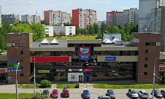 В спальном районе Минска продают торговый центр за $5,8 млн