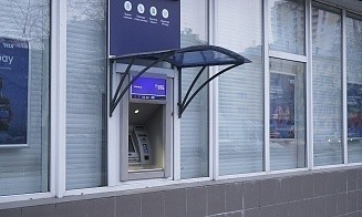 Нацбанк ввел ограничения на отдельные операции с наличными