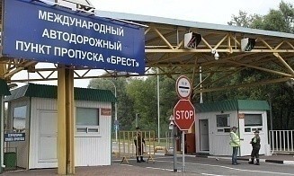 Польские пограничники приостановили пропуск белорусских автобусов 5 июня