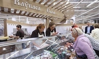 Во флагманском «Ашане» Москвы открылась белорусская гастрономическая деревня