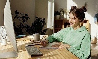 В Беларуси сократили список запрещенных для подростков работ