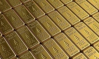 У золота очередной рекорд — $2400 за унцию