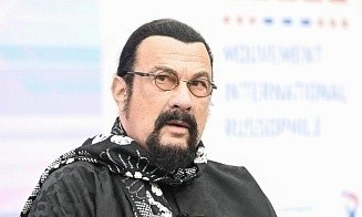 Стивен Сигал снова решил запустить бизнес в России